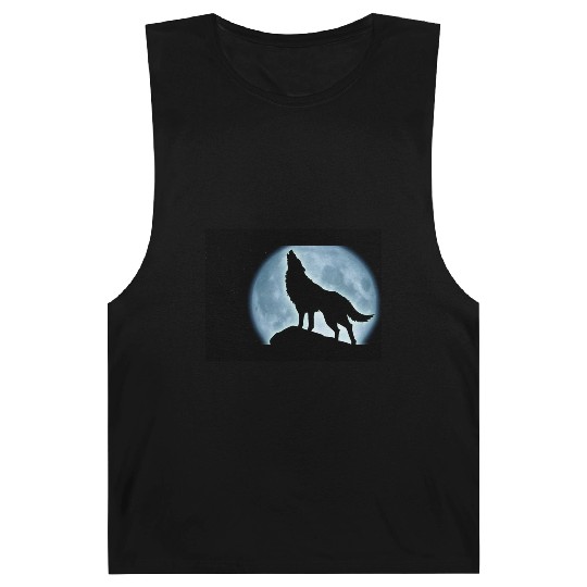 Wolf howling in the moonlight Barnard Tanks