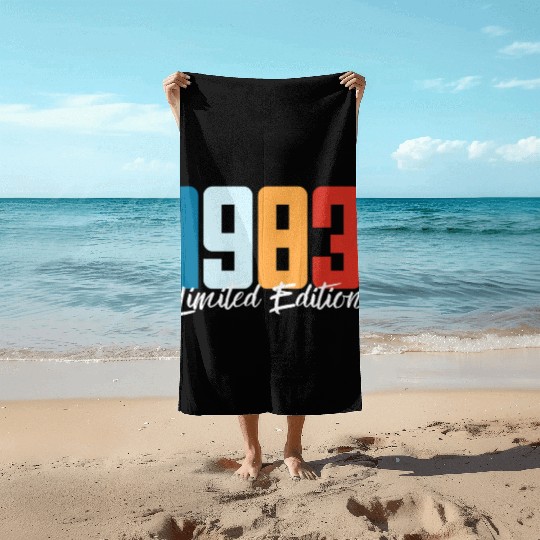 40 Years Vintage 1983 Retro 40th Birthday Beach Towels