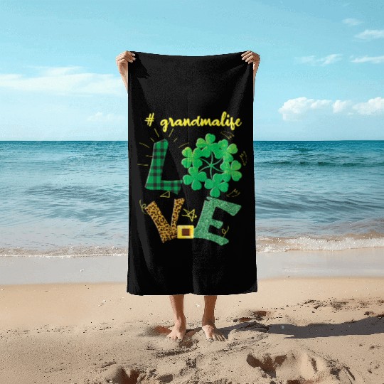 Love Grandma Shamrock Saint Patrick Day Beach Towels