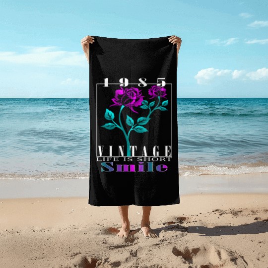1985 Born Vintage Rose Gift Beach Towels
