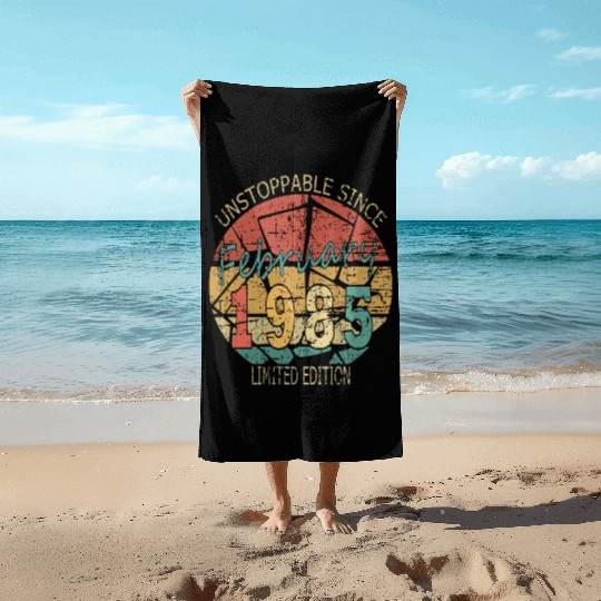 1985 Born Vintage Rose Gift Beach Towels