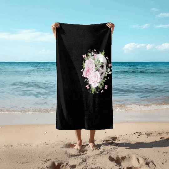 I Like Murder Shows Comfy And Maybe 3 People Beach Towels