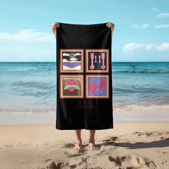 Narcissistic My God I Love It Beach Towels