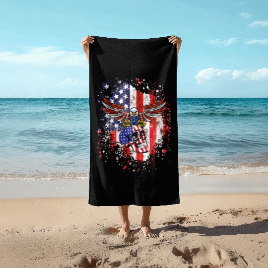 American eagle skull Beach Towels