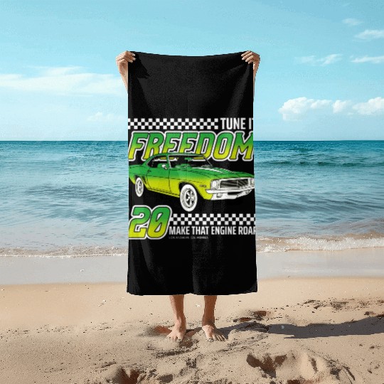Racing OLD car illustrated | muscle car Beach Towels