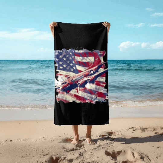 yankee, lady, world war 2 Beach Towels
