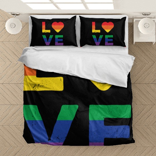 LGBT LOVE Rainbow Heart Gay Lesbian Equality Gift Bedding Sets