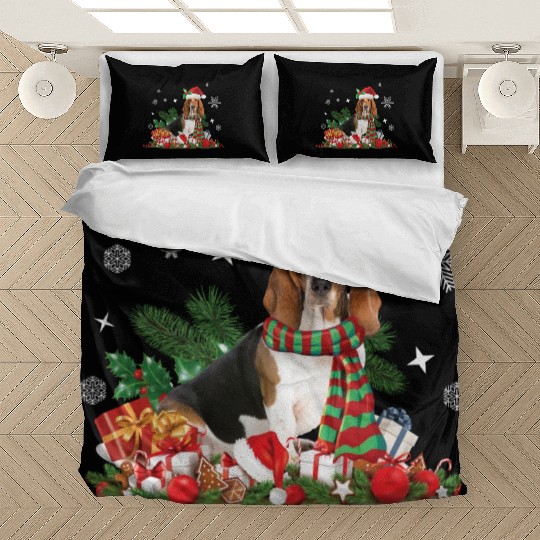 Christmas Basset Hound wearing a Santa Claus Hat Bedding Sets