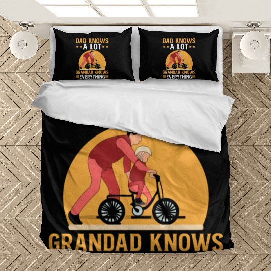 DAD KNOWS A LOT GRANDAD KNOWS EVERYTHING Bedding Sets
