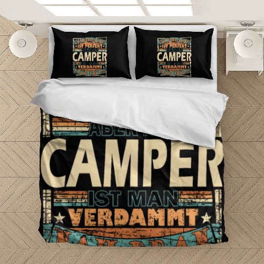 Camping Held Camper Zelten Grillen Natur Bedding Sets