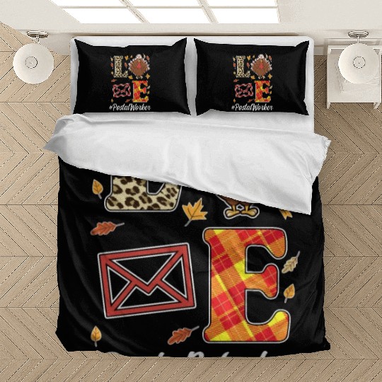 Great Postal Worker Thanksgiving Outfit Bedding Sets