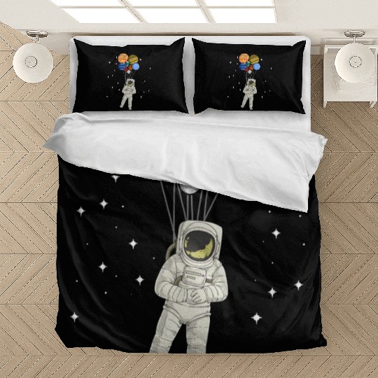 Astronaut Holding Planet Balloons of Solar System Bedding Sets