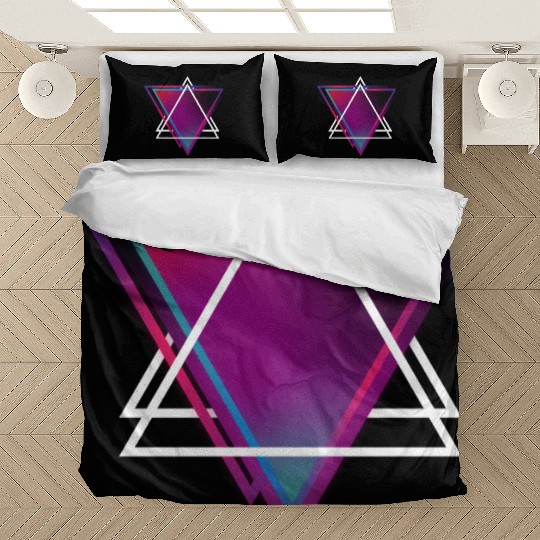 "Triangle Bliss: Geometric Marvel Bedding Sets"