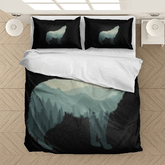 Lone Wolf Survives The Mountain Bedding Sets