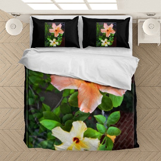 Hibiscus 4 Bedding Sets