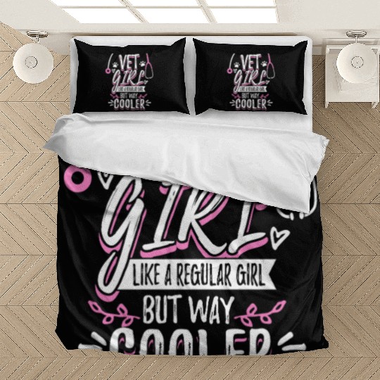 Cool Vet Girl Gift For Veterinary Technicians Bedding Sets