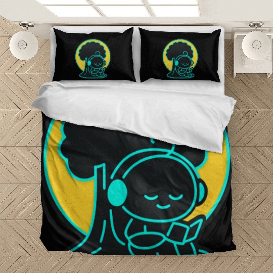 Peaceful Tech Reading Under Tree Bedding Sets