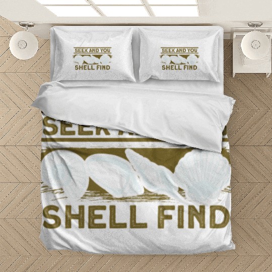 seashells shell collector shell collecting Gift Bedding Sets