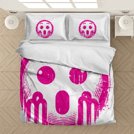 Suprising Pink Face Bedding Sets