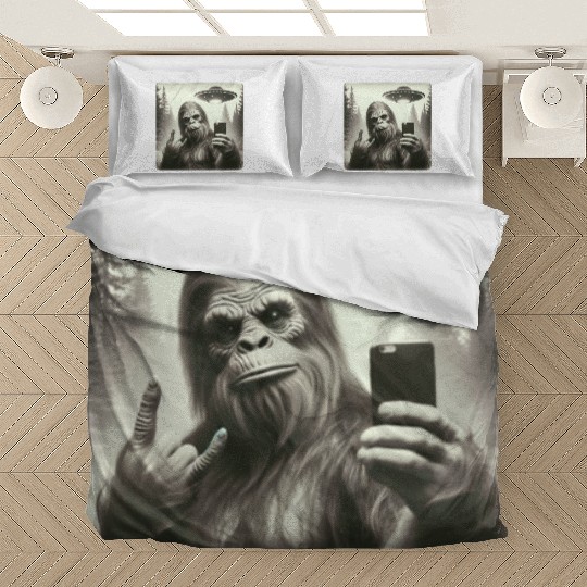 Retro Bigfoot Selfie with UFO Bedding Sets