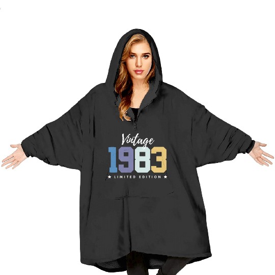 40 Years Vintage 1983 Retro 40th Birthday Blanket Hoodies