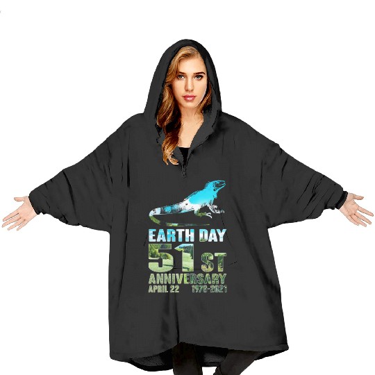 Earth Day 51st Anniversary April 22 Iguana Lover Blanket Hoodies
