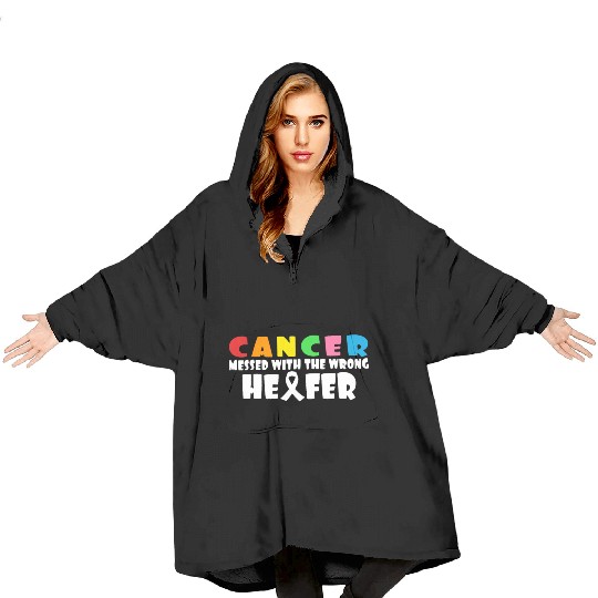 Cancer Messed With The Wrong Heifer Cow Lover Blanket Hoodies