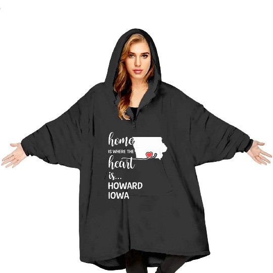 Howard County Iowa Is Where My Heart Is Gift Blanket Hoodies