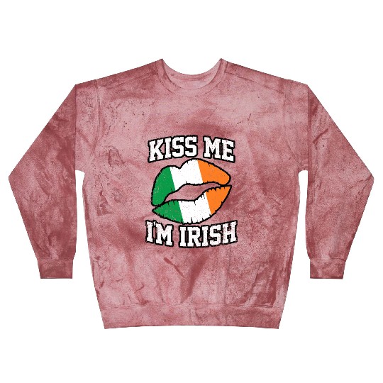 KISS ME IM IRISH ST PATRICKS DAY Blast Sweatshirts