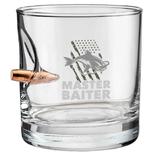 Master Baiter - Wels Catfish Hunter Bullet Whiskey Glasses