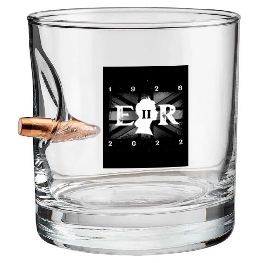 United Kingdom British Monarch Queen Elizabeth II Bullet Whiskey Glasses