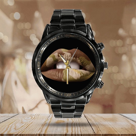 Camo Lips Calendar Steel Band Watch
