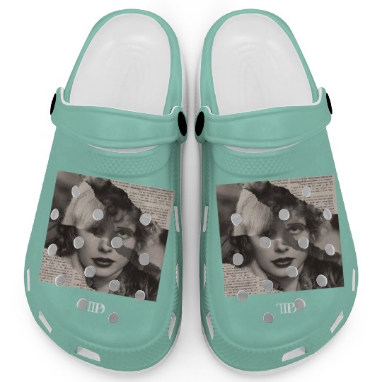 Discover Clara Bow Stevie Nicks - Taylor - Artistic Taylor inspired Clogs