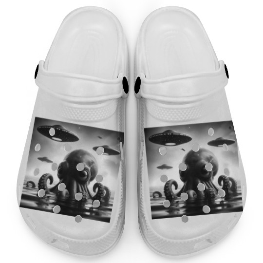 Octopus 2squid Funny Graphic Selfie with UFOs Weir Clogs