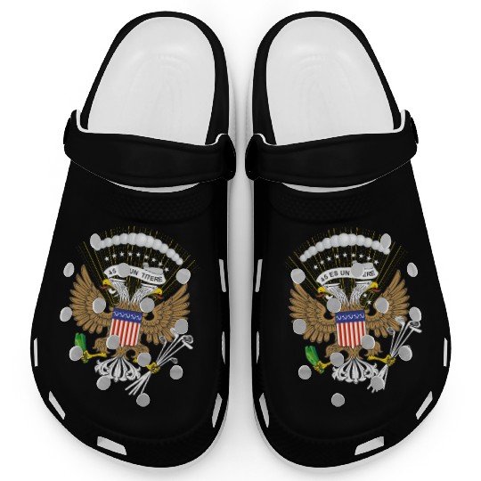 Fake Presidential Seal 45 Es Un Titere Clogs