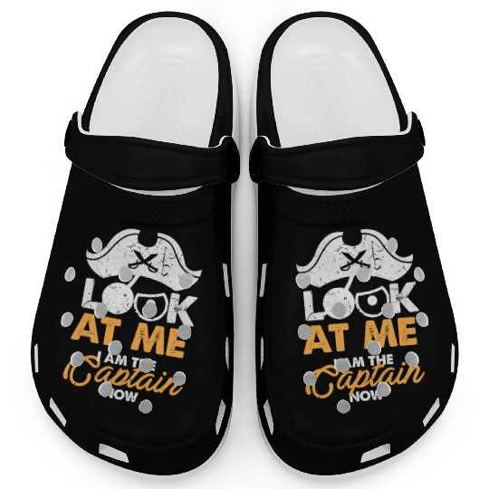 Funny boating I am the captain Sailor Sailing Clogs