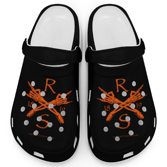 1819 Crossbones Clogs