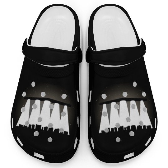 Black Triangle, Phoenix Lights Clogs