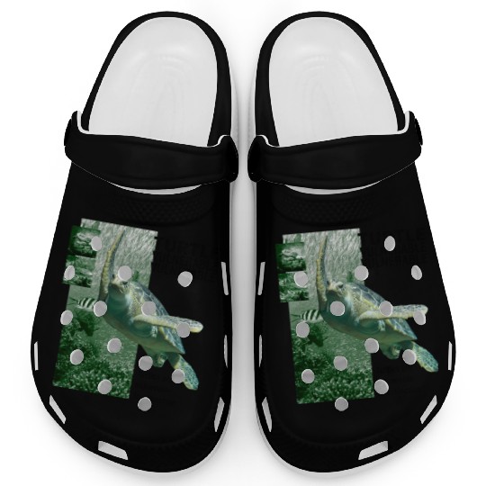 Turtle layout green Clogs