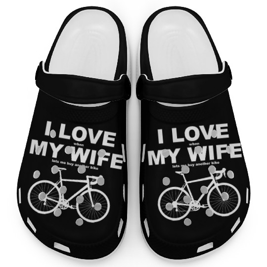 I LOVE MY WIFE Essential Clogs