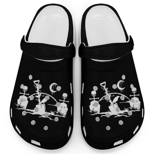 Gothic Graveyard Vintage Crow Lover Skull Fanatic Clogs