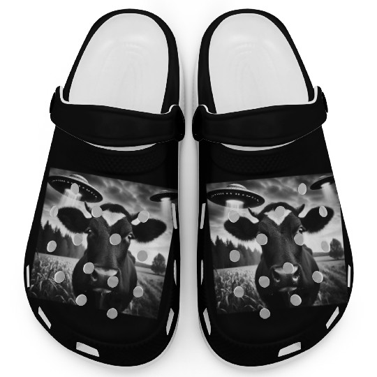 Cow cattle heifer Funny Graphic Selfie with UFO We Clogs