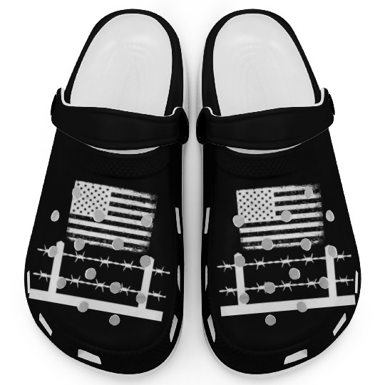Barbed wire America Clogs