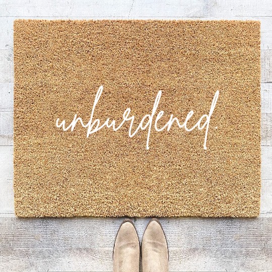 UNBURDENED WHITE CURSIVE FONT Coir Doormats