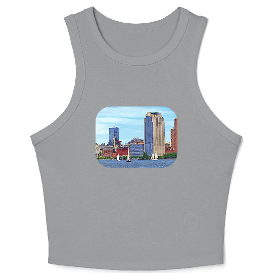 Manhattan NY - Boats By Manhattan Skyline Crop Tank Top