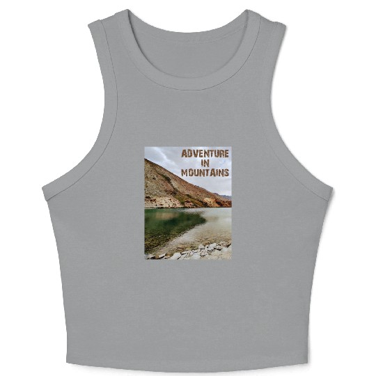 ADVENTURE IN MOUNTAINS Crop Tank Top