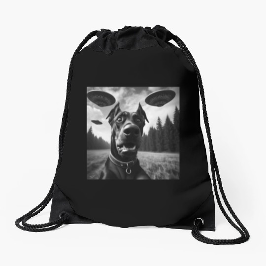 Doberman Pinscher Funny Graphic Selfie with UFO We Drawstring Bags