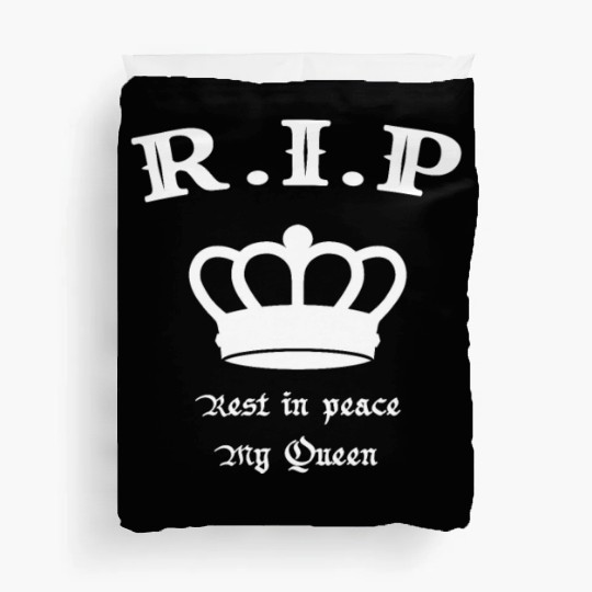 rest in peace queen elizabeth Duvet Covers