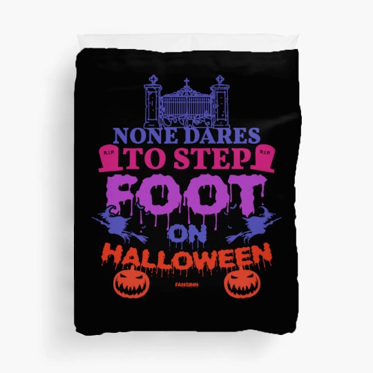 creepy Halloween saying Duvet Covers