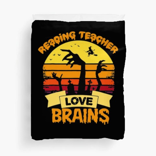 Reading teacher love brains Duvet Covers